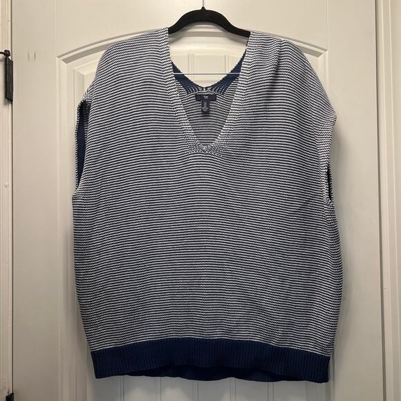 Gap Women’s V-Neck‎ Batwing Striped Sleeveless Sweater Vest Size S Blue White - Picture 1 of 4